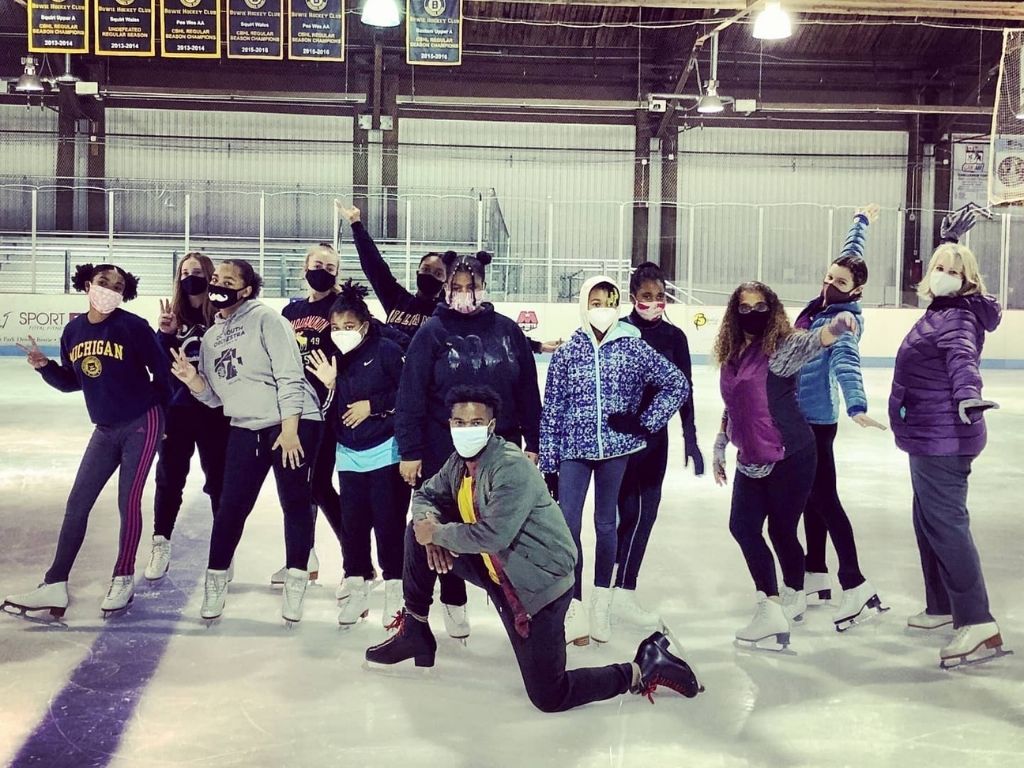 Coach Alex, Coach Jennifer, Coach Stephanie with Skaters
